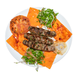 Pinchos de kufta a la brasa